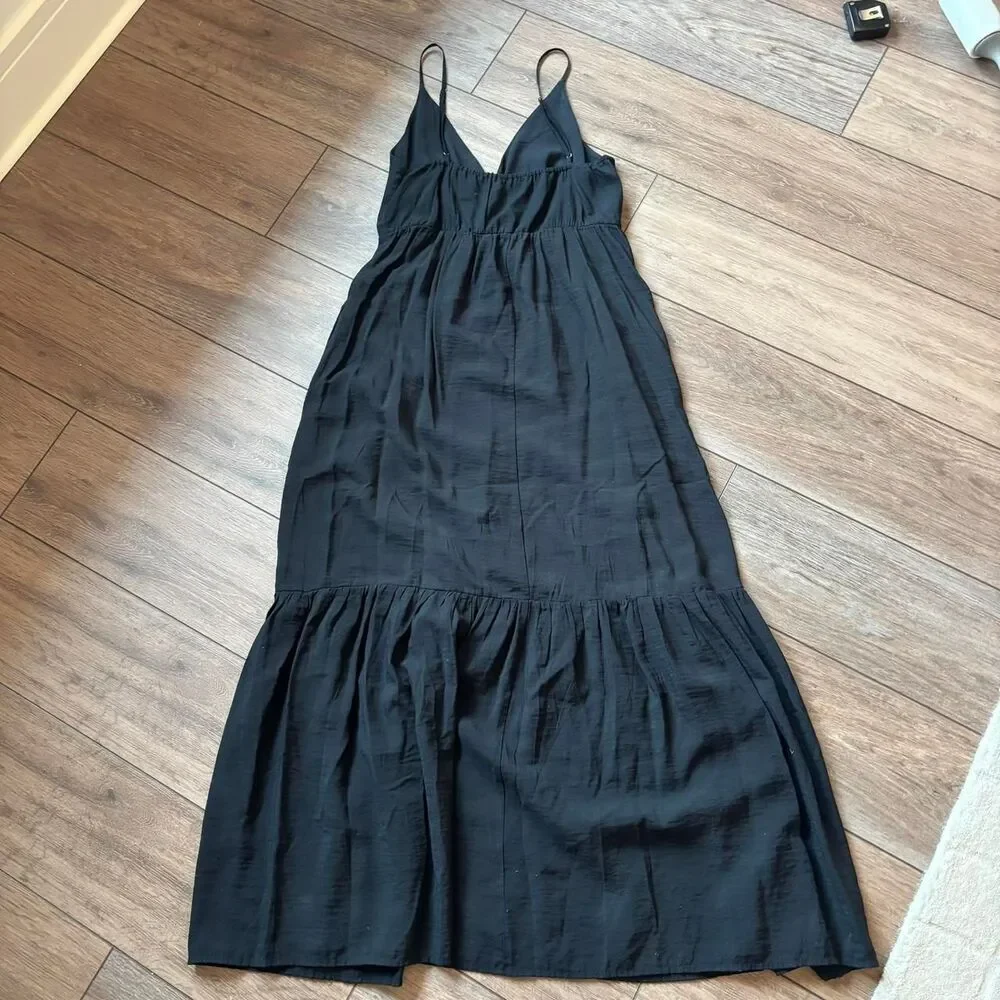 Abercrombie & Fitch black maxi dress with cut out flowy Size M tiered